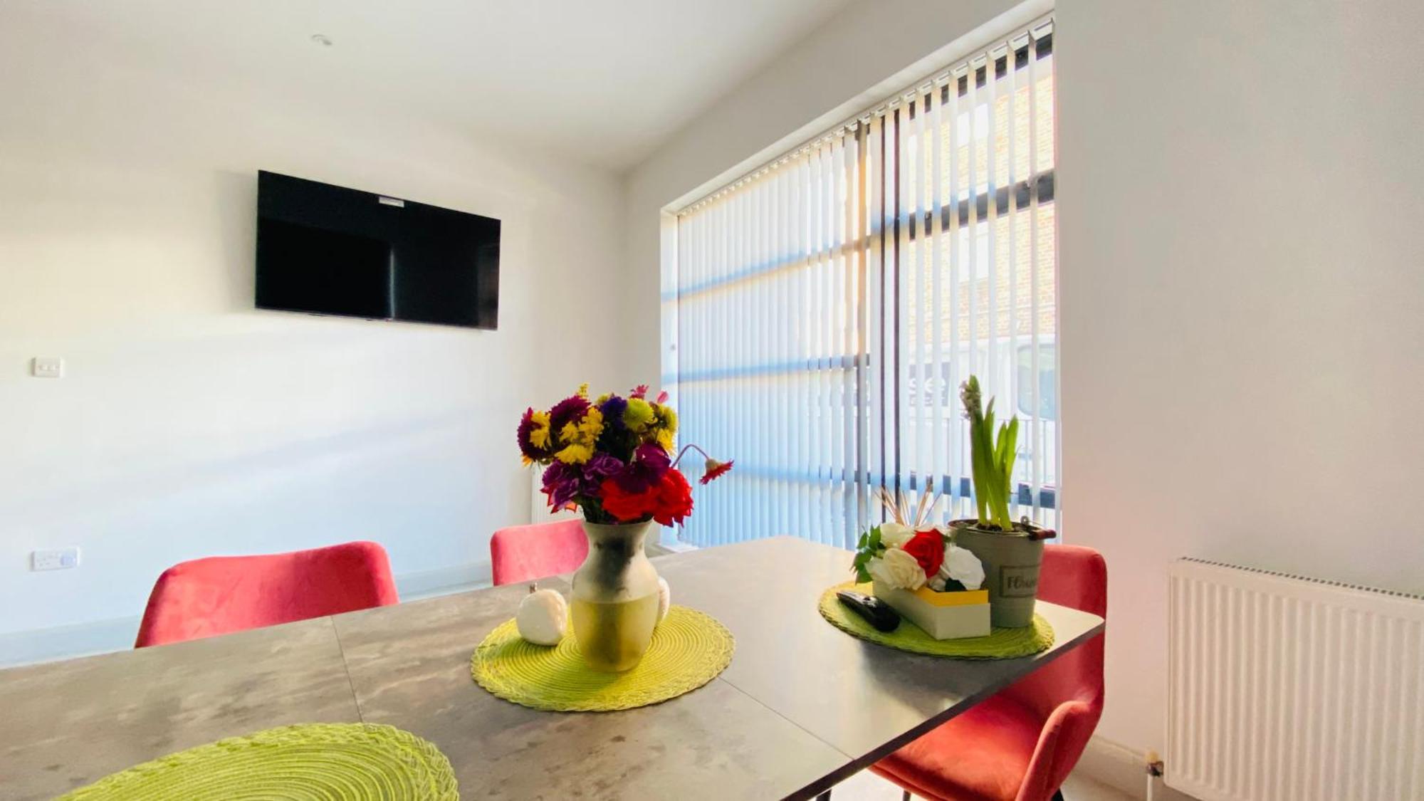 Shadwell - Walking Distance To Tower Bridge, Two Stations In Close Proximity Londyn Zewnętrze zdjęcie